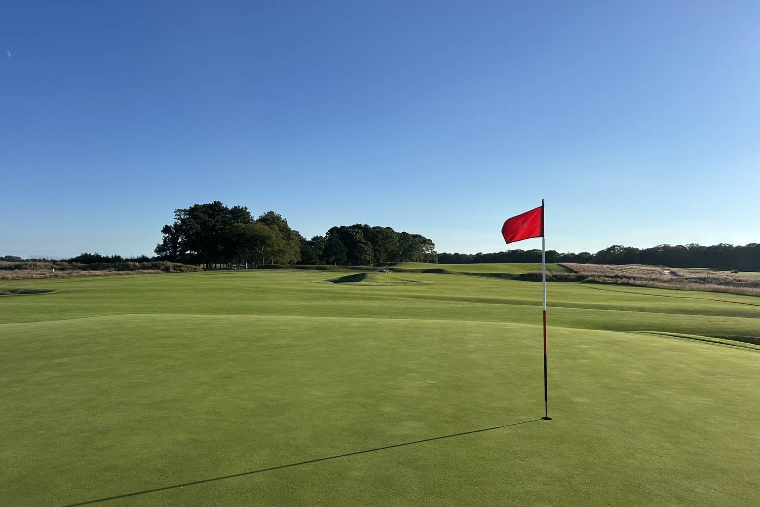 The Red Flag — National Golf Links of America